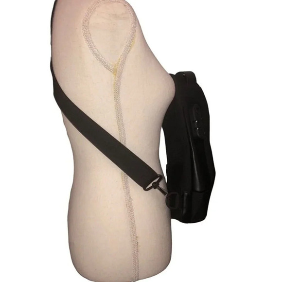 WEIXIER Unisex Waterproof Anti-theft Lock USB w/Portable Charger Crossbody - Picture 3 of 8